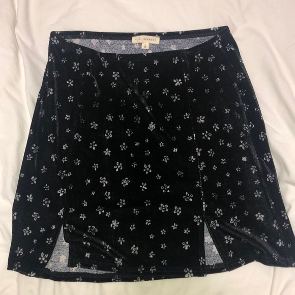 PacSun Dresses & Skirts - Pacsun Velvet Skirt